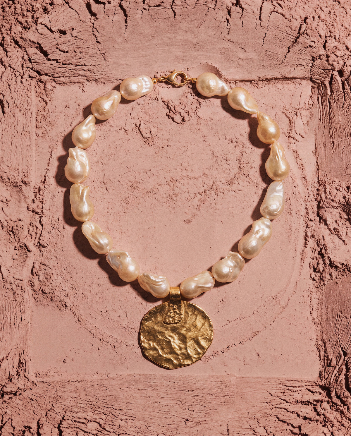 Statement Pearl Coin Necklace